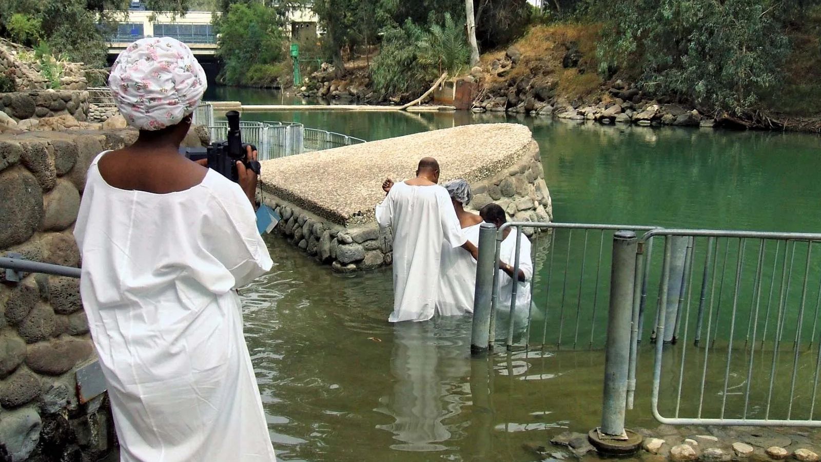 Действительно ли Иордан течет в другую сторону: объяснение