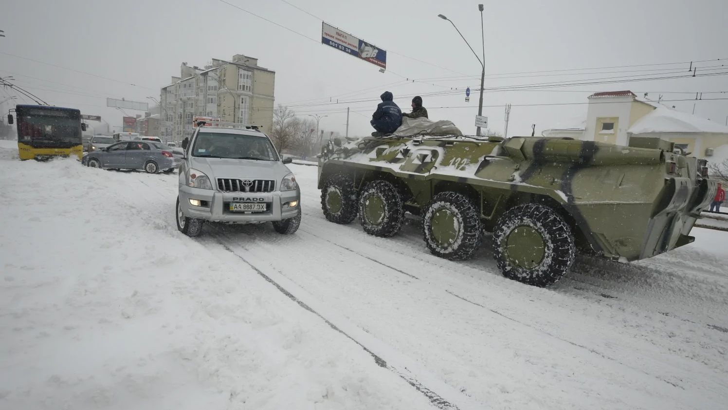 Як потужні снігопади накрили Україну у березні 2013 року 