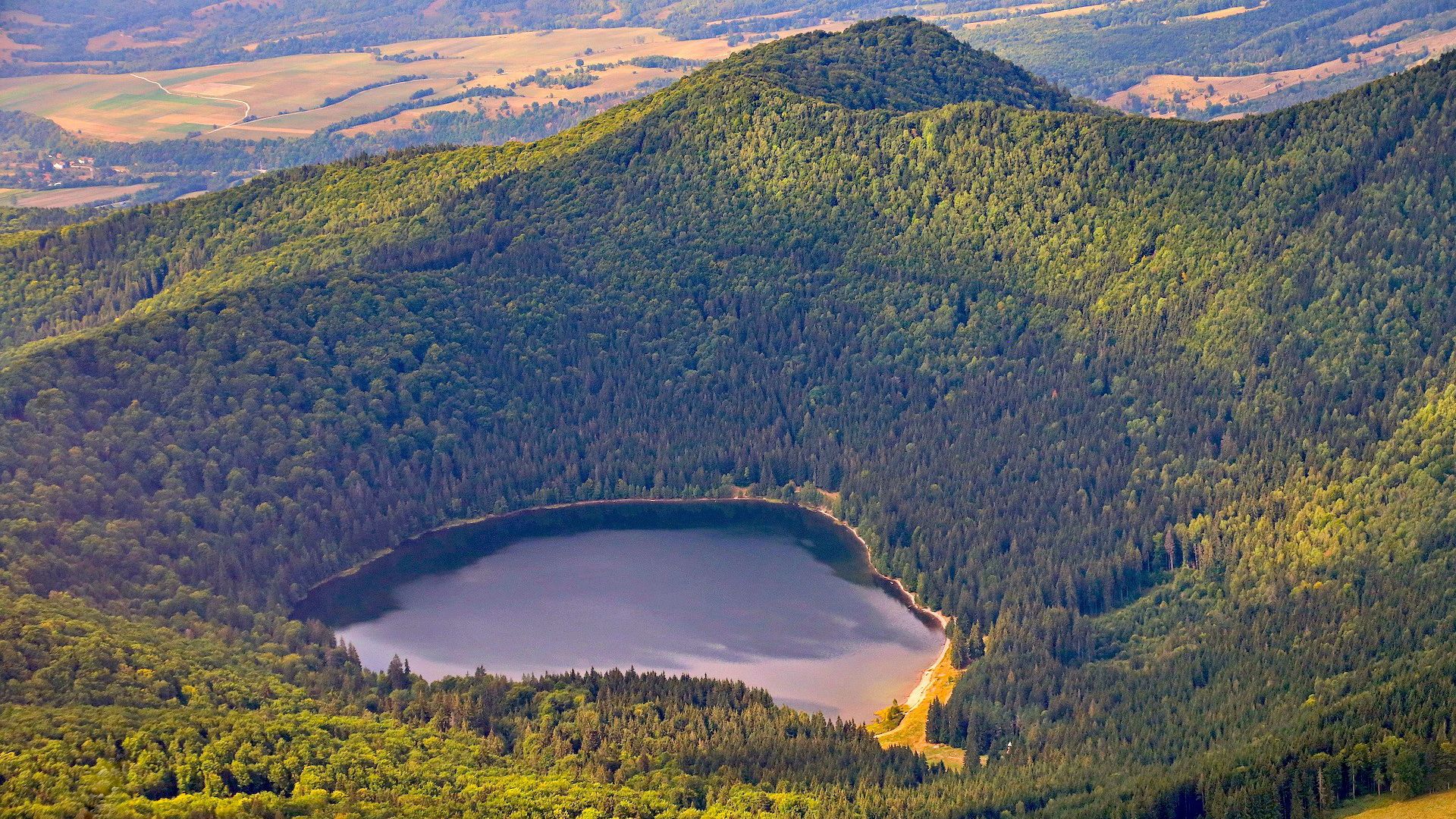 У Карпатах є вулкан, який може прокинутися: його виверження сколихали всю Європу  